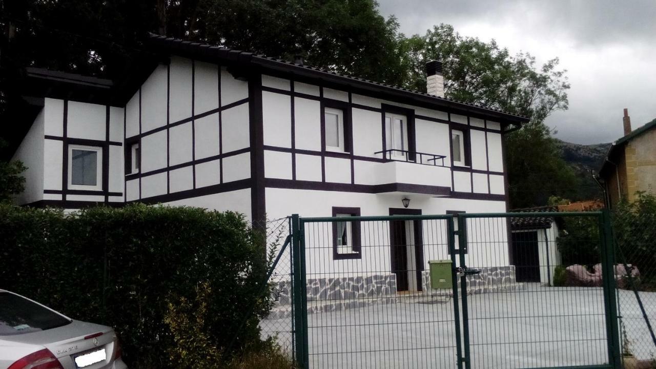 Villa Lavin Etxea San Esteban de Galdames Exterior foto