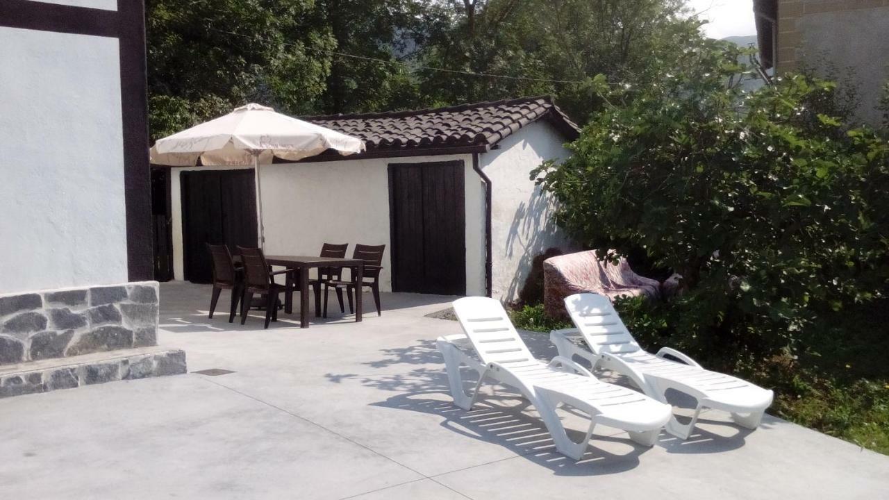 Villa Lavin Etxea San Esteban de Galdames Exterior foto